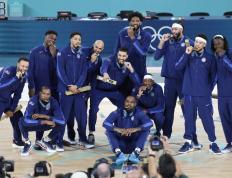 PG中国官网-美洲篮球赛场庆祝活动，欢乐洋溢的简单介绍