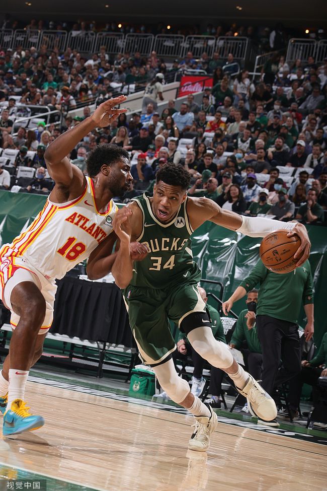 PG中国登录入口-波鸿队主教练争分获胜，全队鼓舞